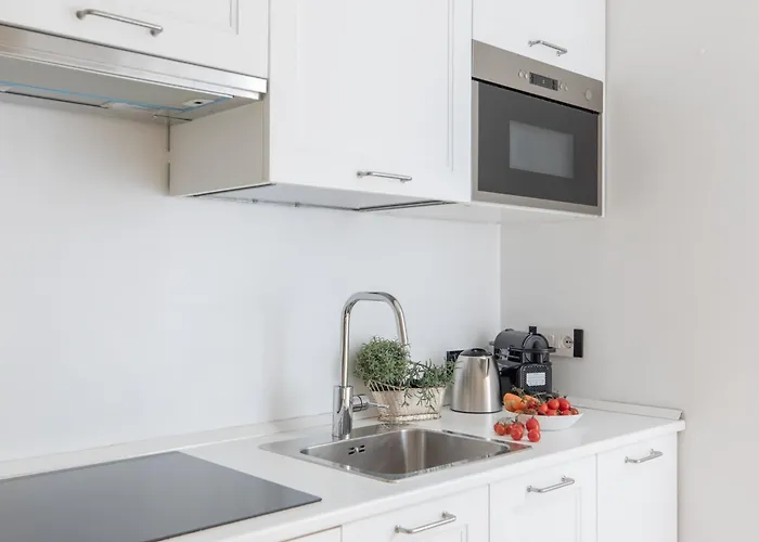 Apartment Iflat Vatican Modern & Comfortable Peaceful Gem *